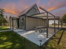 Panguitch Cottage by Jerny