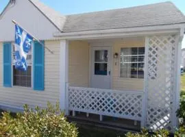 Little Miss Cottages - Two Bedroom Cottage