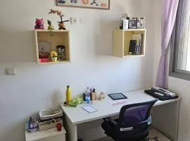 Holon Guest House Private Rooms