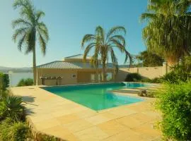 Paraíso da Lagoa - Piscina, Deck e Conforto