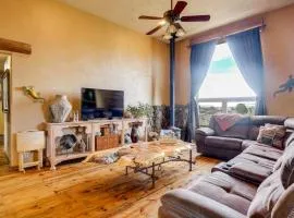 Mtn-View Adobe Home w/ Large Deck Near Prescott!