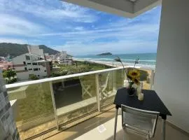 cód 22 · Apartamento com vista para o mar!