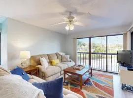 Santa Maria Condo 102