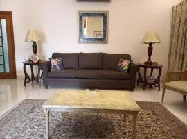 Family Friendly 3BR Home DHA Phase 8 Prime location