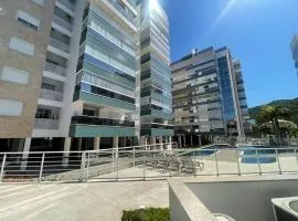 Cód 56 · Apartamento amplo bem equipado