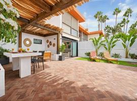 Royal Blue San Agustin, hotel in San Agustin