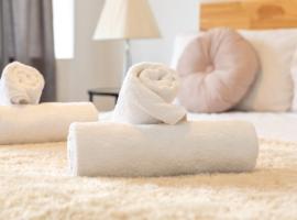 KGV Stays - Serenity House 3 bedroom near to the hospital with parking, hotel en Southampton