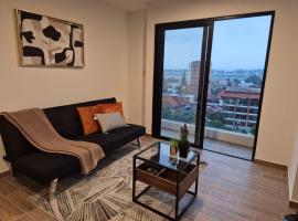 AirLoft, Apartamento con piscina y vista al aeropuerto, Ciudad Guatemala、Estación Pamplonaのホテル