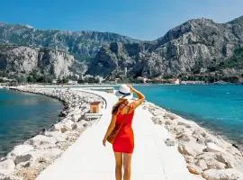 Beach Side Holiday