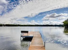 Pier, Catfish Lake Access Eagle River Getaway!