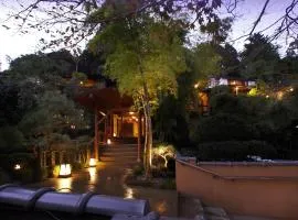 山の茶屋