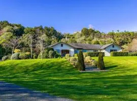 Stunning and Spacious 5-Bedroom Home in Rotorua