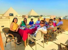 Pyramids & Sphinx Grand Hotel