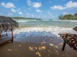 Ceylon Heart Beach Villa