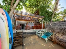 Ceylon Heart Beach Villa