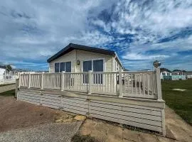 Stunning Lodge With Full Sea Views At Coopers Beach Holiday Park Ref 49019S