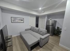 Peaceful Haven in Prime Location, апартаменти у Калгарі