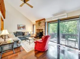 Near Skiing and Hiking! North Conway Gem with Balcony