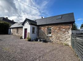 The Old House at Belfield, hótel í Tralee