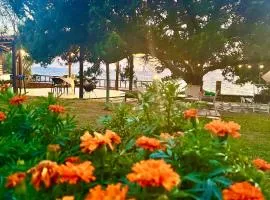 Genari Beach Apartments -Family sea view apartment