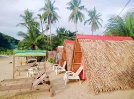 Amwani Beach Camp - Mini Glamping Tent