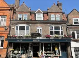Grace's Guesthouse 68b