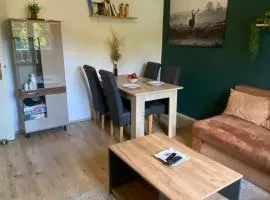 Voll ausgestattete 3 Zimmer Wohnung mit 2 Schlafzimmer