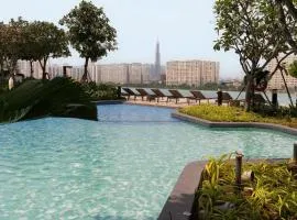 The Sun Avenue Riverside Apartments in District 2