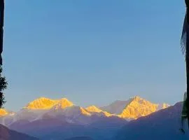 WAKE IN HIMALAYAs