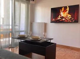 La Suite - tram access and private parking