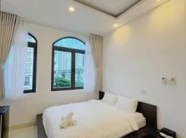 Ania Beachside Hotel Da Nang