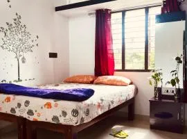 Kannada Maathe Home Stay- 2km to Golden Temple-Tibet camp
