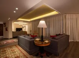 Luxury Rooms in the Heart of Pyramids