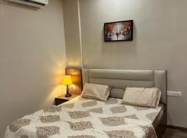 Domus Studio, hotel in Greater Noida