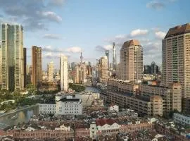 上海怡水豪庭东方明珠景观公寓River House The Bund View APT