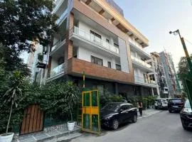 SkyWay Delhi 1bhk