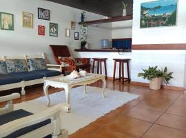 Casa beira da praia de Geribá 3 suites, hotel in Búzios