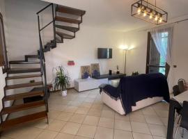 Entro le mura, self catering accommodation in Piacenza