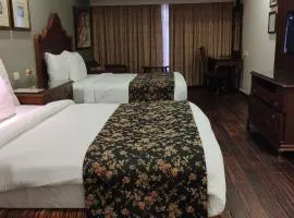 Fenicia Riverside Resort