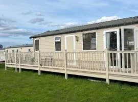 Serenity 2 a gorgeous 3 bedroom 2 bathroom caravan