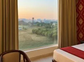 Hotel Lycoris Zirakpur Chandigarh # Ambala Chandigarh Highway Hotel # Ample Parking Space # Lift