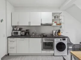 Jenapartments 4SZ 8P Zentral, Terrasse, Waschtrockner