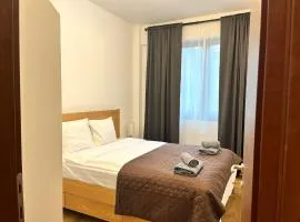 Panorama Pine Retreat - Spacious 2-Bedroom Flat