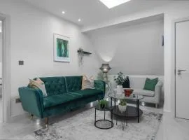 Contemporary Didcot Apartments for Work & Leisure