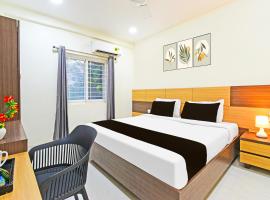 Super Townhouse Kondapur Near Botanical Garden Formerly RRR Inn, pet-friendly hotel in Hyderabad