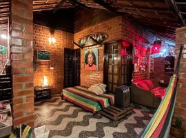 Canoa Roots Hostel & Camping
