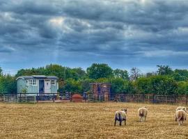 The Meadows Hut, διαμέρισμα σε Alvington