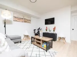 Elegant 2BR Near DC Sights & H Street