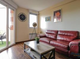 Montaigne - Proche Tram - 5min Aéroport, hotel in Blagnac