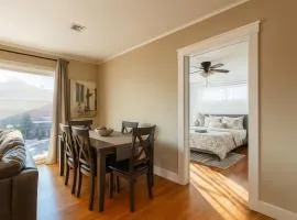 4BR Fullerton Retreat - Private Backyard